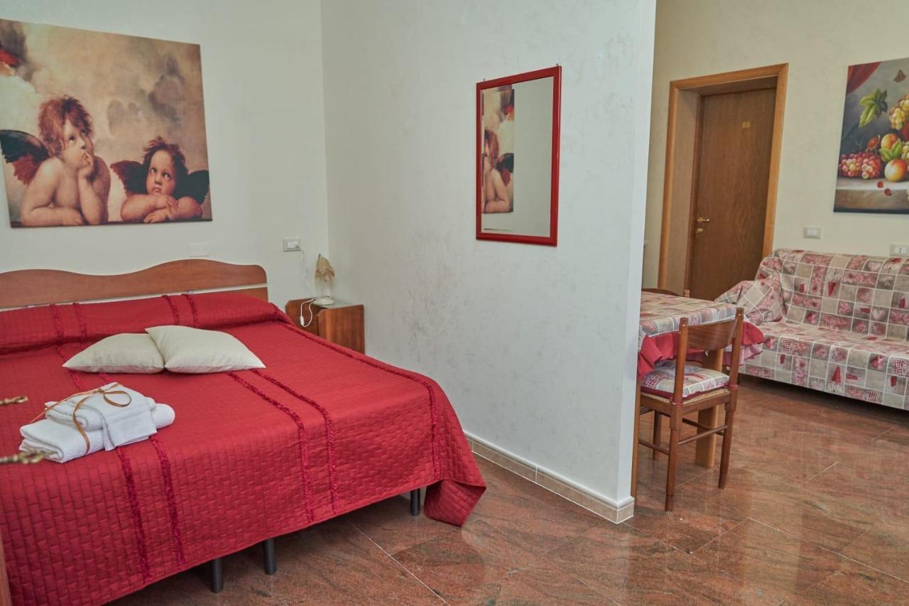 Le Stanze Di Ricci - Affittacamere Low Cost 莱西纳 外观 照片