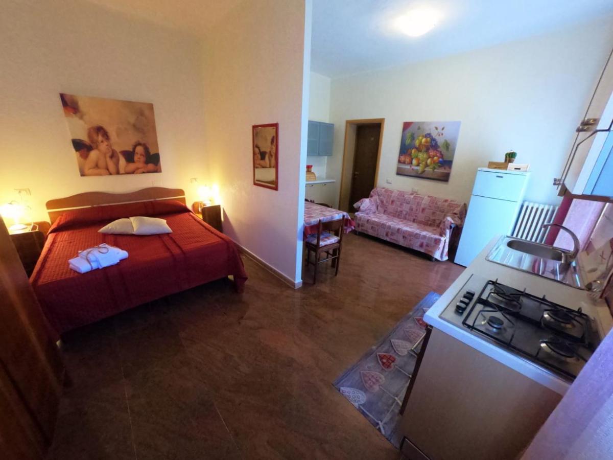 Le Stanze Di Ricci - Affittacamere Low Cost 莱西纳 外观 照片